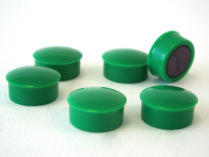 15mm Memo Magnets- Pack of 100 - Green
