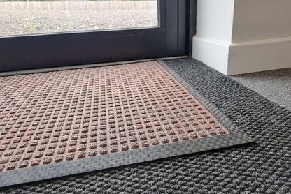 Blue Diamond Brushway Premium Rib Entrance Mat Red 90cm x 60cm
