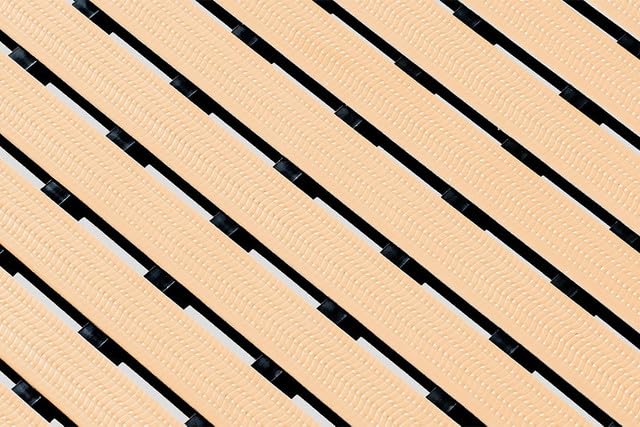Kumfi Step Anti-Bacterial Swimming Pool Matting White 60cm x 90cm