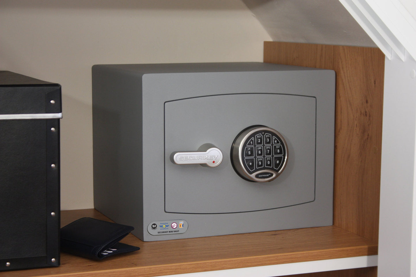 Fire Resistant Mini Vault Safe - Cash Valuables Safe - Key or Electronic Lock (Mini Vault 1 FR - Electronic Lock)