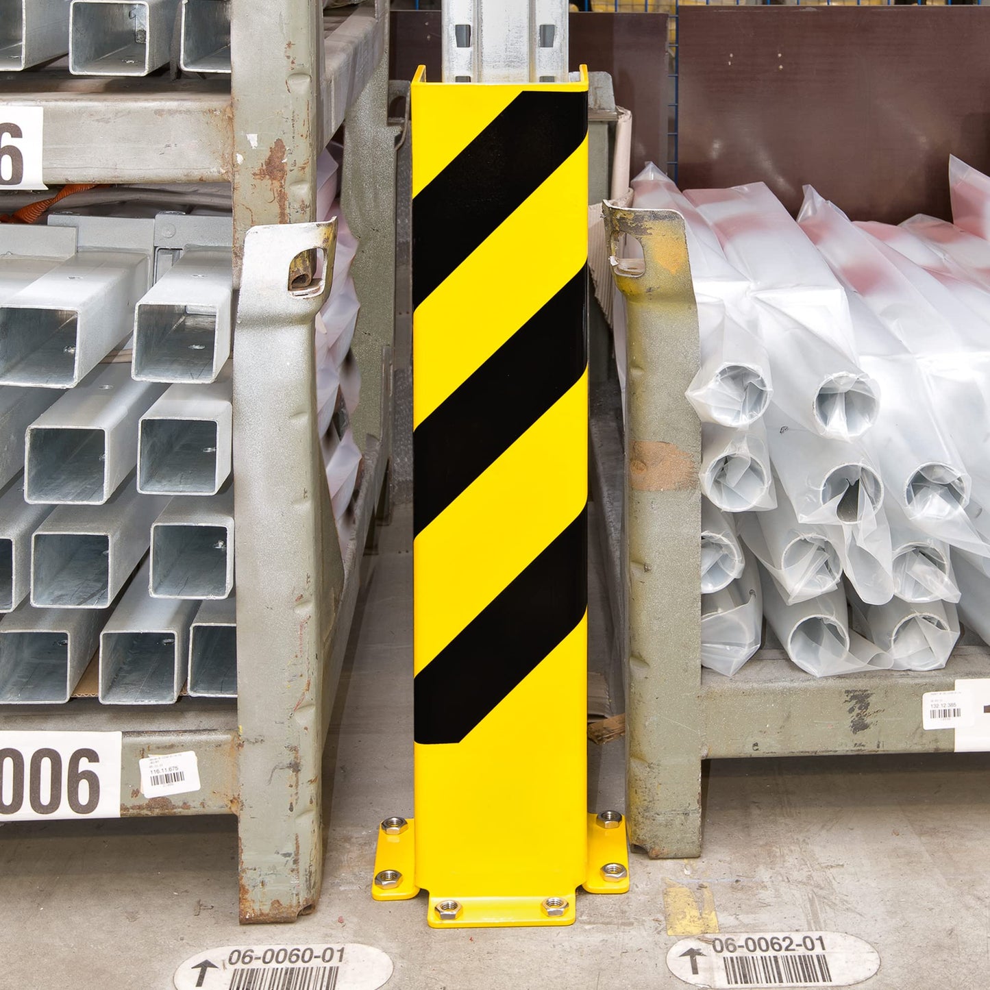 Traction protection U-profile ASU 800 for indoor installation