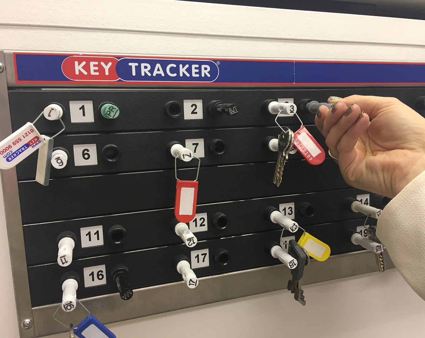 Peg Board Mechanical Key Tracker System, keep track of keys, with colorful security keys, for office staff members, horizontal plastic system (5 Peg Board)